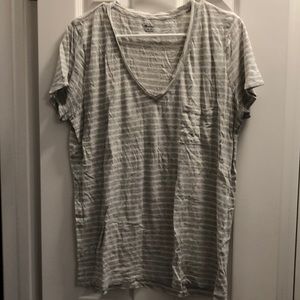 Madewell whisper vneck xl